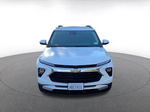 Used 2025 Chevrolet TrailBlazer LT image 4
