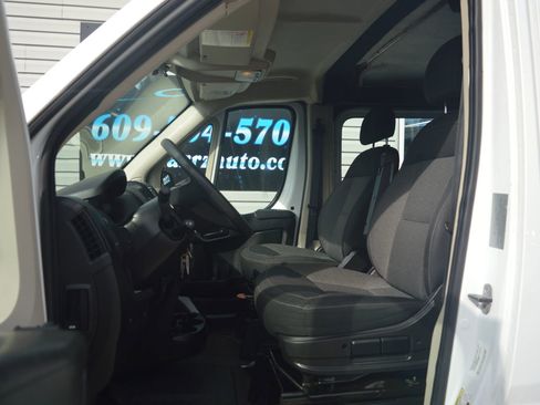 Used 2014 RAM ProMaster 1500 w/ Interior Convenience Group FWD image 10