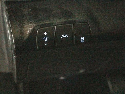 Used 2022 Hyundai Elantra SEL w/ Convenience Package image 27