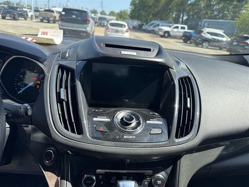 Used 2016 Ford Escape Titanium w/ Equipment Group 301A FWD image 4