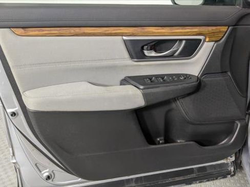 Used 2018 Honda CR-V EX image 12