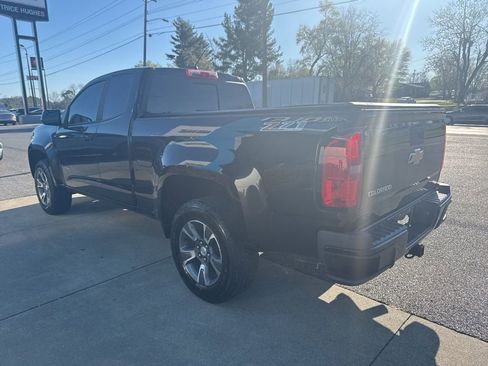 Used 2016 Chevrolet Colorado Z71 image 3