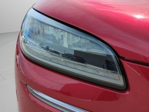 Used 2021 Lincoln Corsair Standard image 9