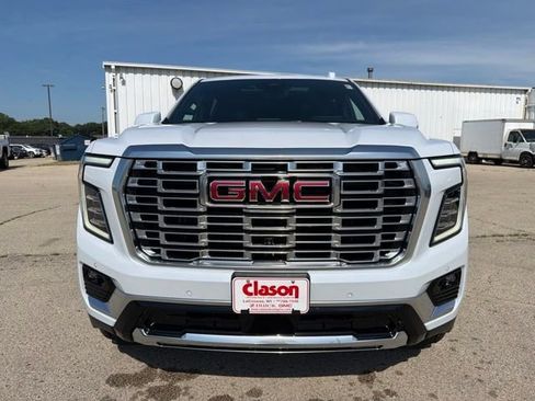 New 2026 GMC Yukon XL Denali w/ Advanced Technology Package AWD/4WD image 8