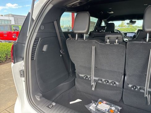 New 2026 Chrysler Voyager LX image 25