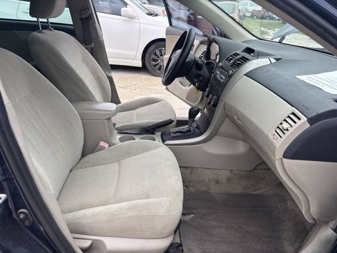 Used 2013 Toyota Corolla L FWD image 16