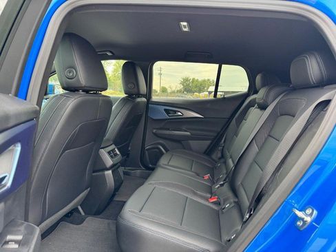 New 2026 Chevrolet Equinox EV LT image 5