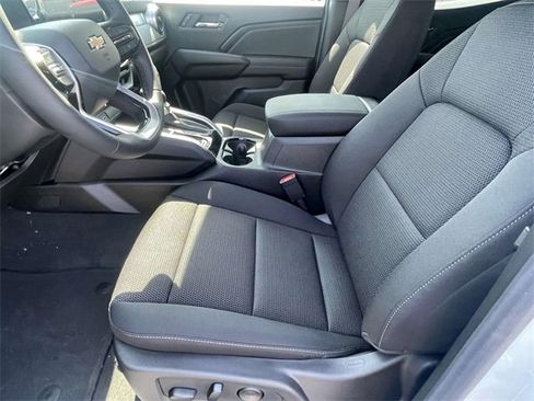 New 2025 Chevrolet Colorado LT image 6