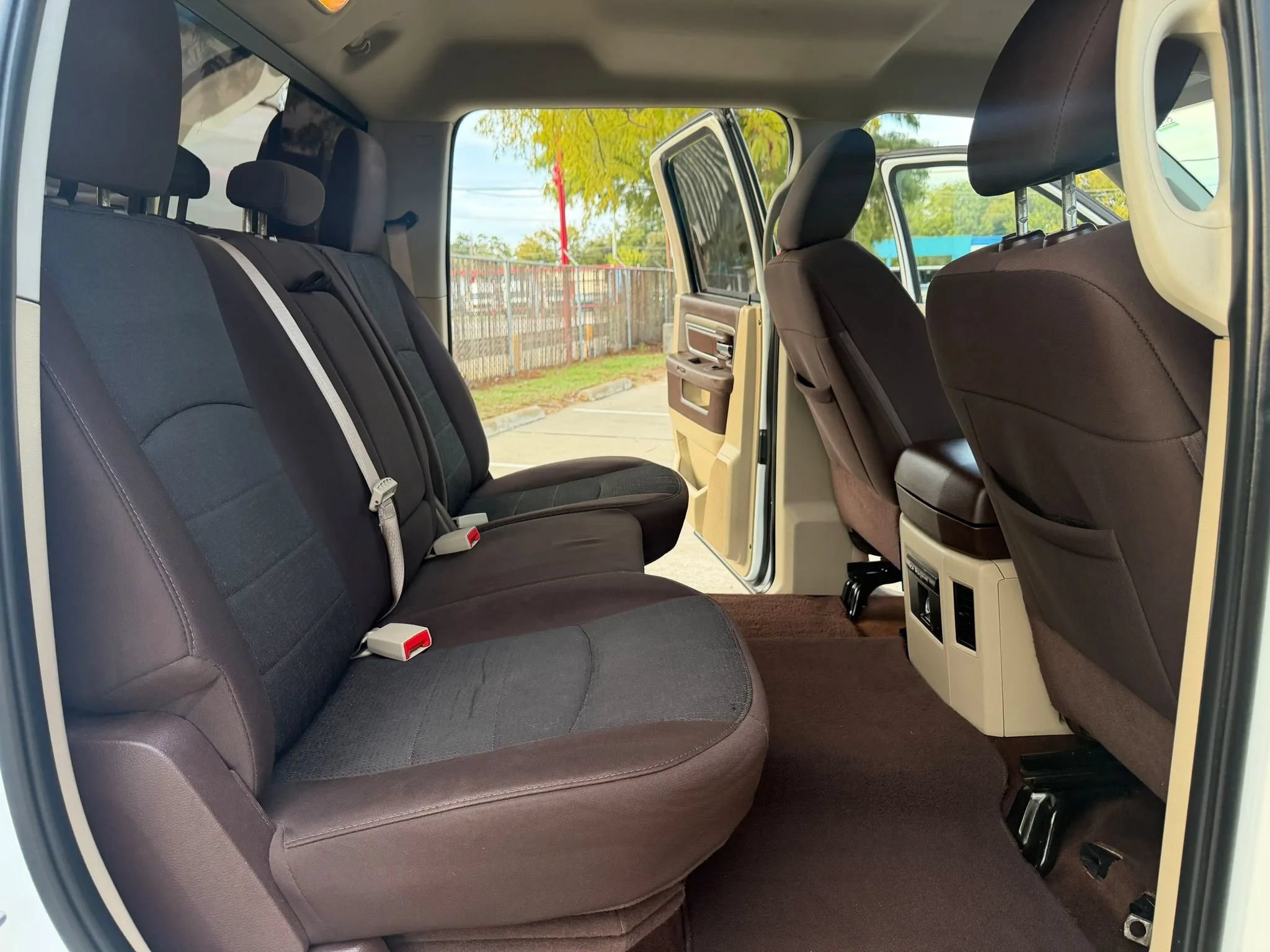 Used 2014 RAM 1500 Lone Star RWD image 45