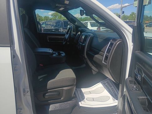 Used 2022 RAM 1500 Classic Warlock AWD/4WD image 12