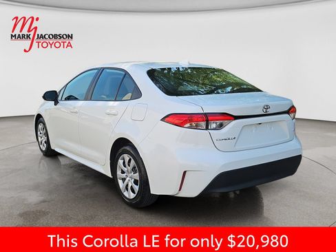 Used 2024 Toyota Corolla LE FWD image 14
