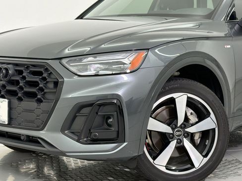 Used 2023 Audi Q5 2.0T Premium Plus w/ Premium Plus Package AWD/4WD image 11