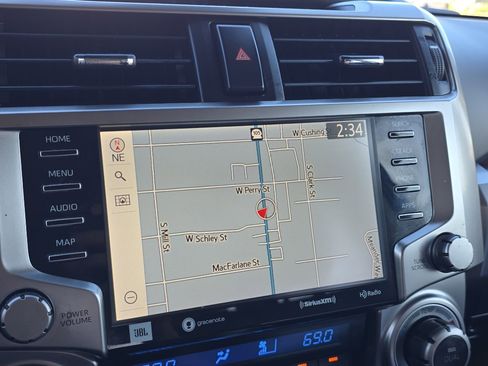 Used 2021 Toyota 4Runner Limited image 30