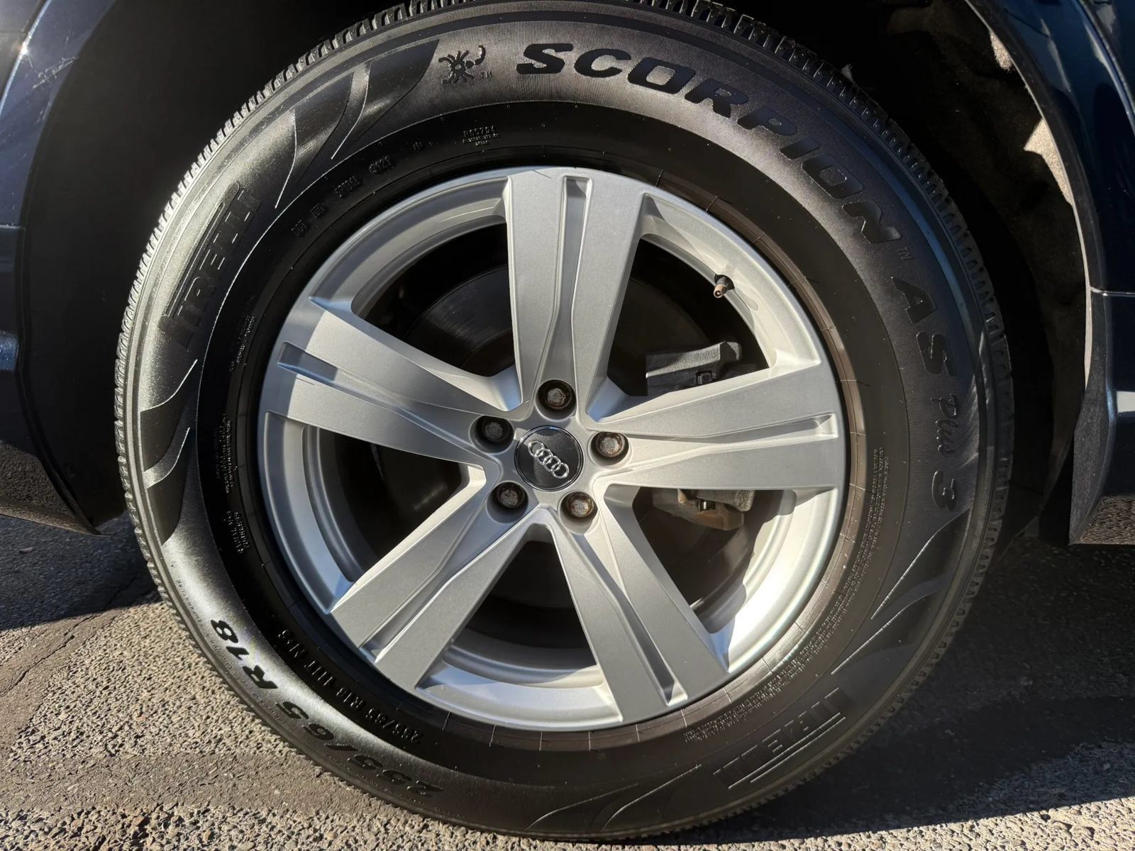 Used 2017 Audi Q7 2.0T Premium Plus AWD/4WD image 8