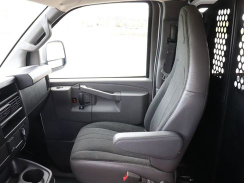 Used 2024 Chevrolet Express 2500 w/ Driver Convenience Package RWD image 13