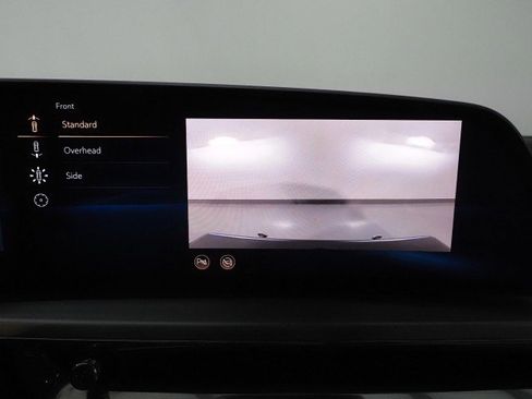 Used 2024 Cadillac Lyriq Luxury image 31