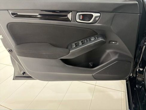 Used 2023 Honda Civic EX image 10