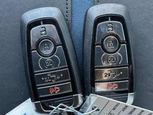 New 2026 Ford F350 Platinum w/ FX4 Off-Road Package image 26