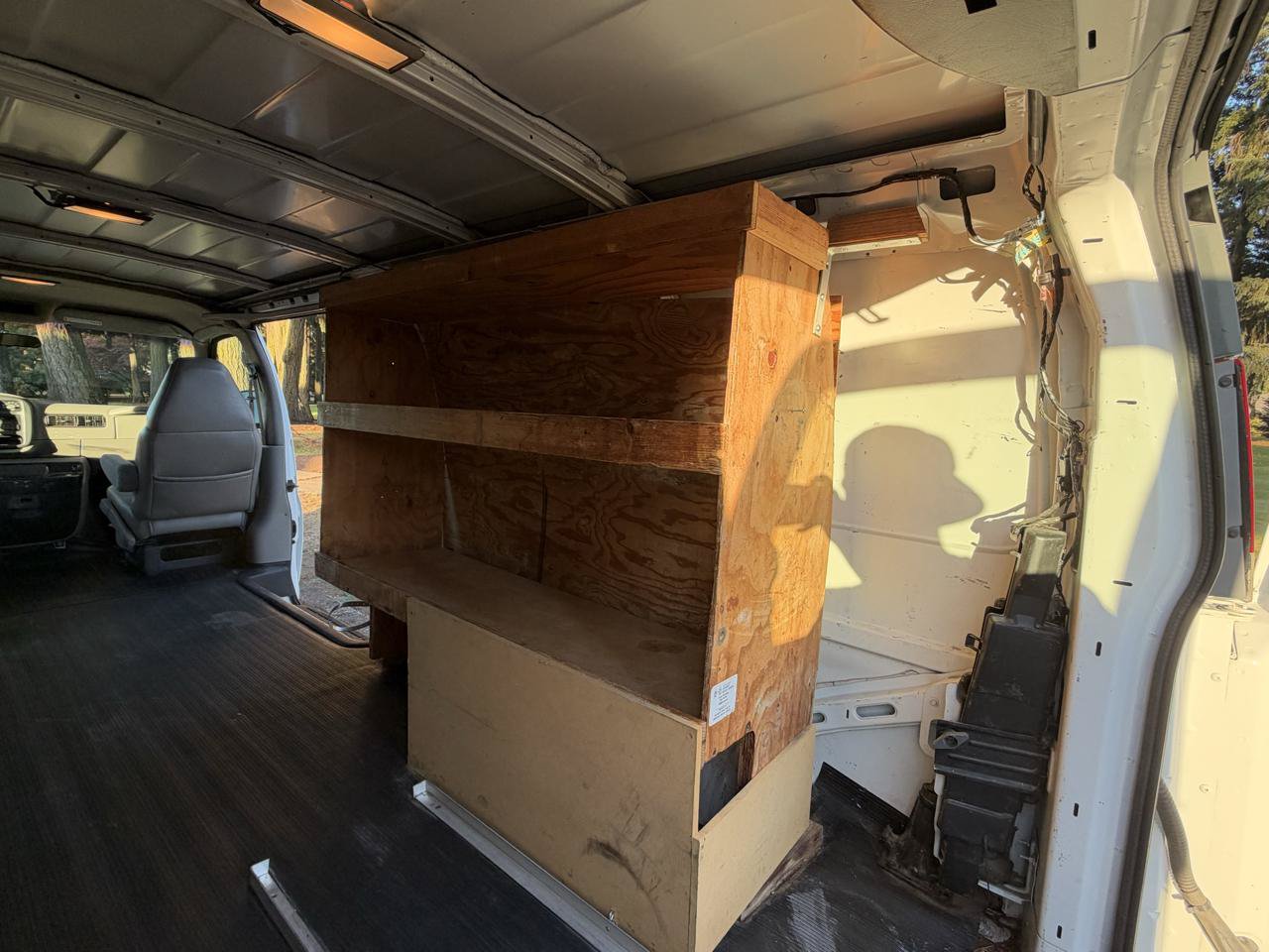 Used 1998 Chevrolet Express 3500 Extended w/ Convenience Pkg RWD image 18