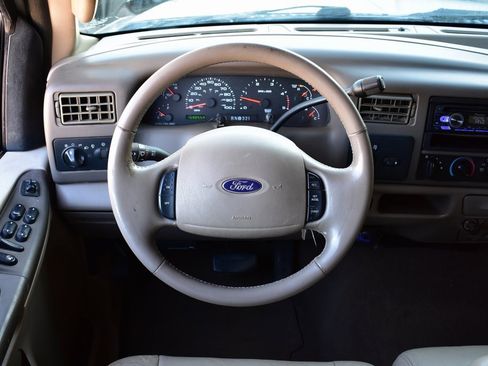 Used 2004 Ford F350 Lariat image 29