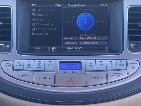 Used 2011 Hyundai Genesis 4.6 RWD image 27