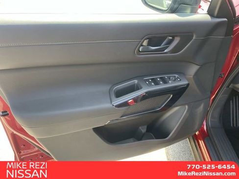 New 2026 Nissan Pathfinder SV w/ SV Premium Package AWD/4WD image 11