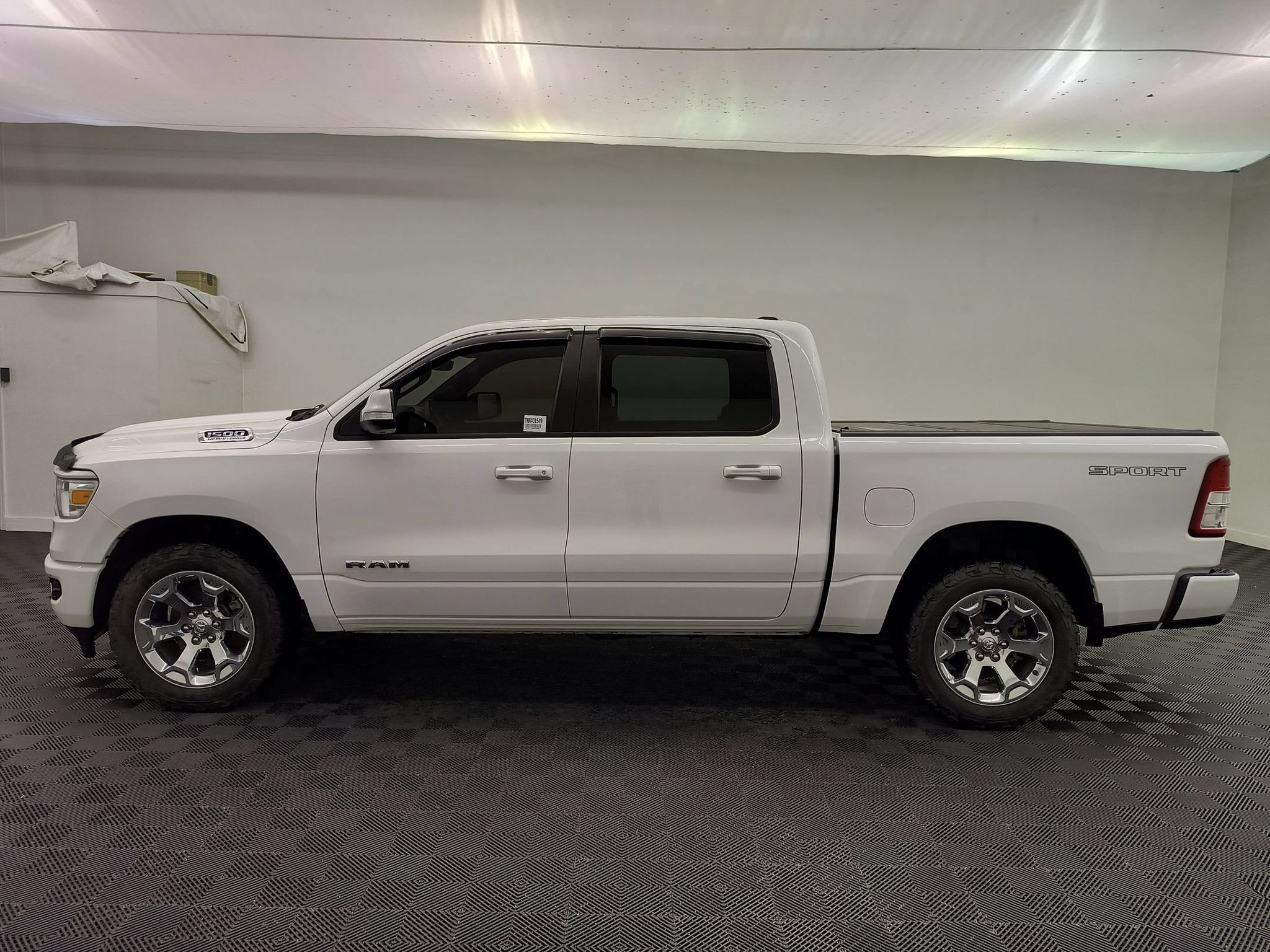 Used 2022 RAM 1500 Lone Star AWD/4WD image 2