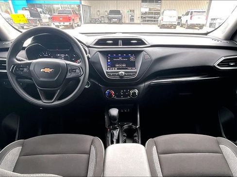 Used 2023 Chevrolet TrailBlazer LT image 15