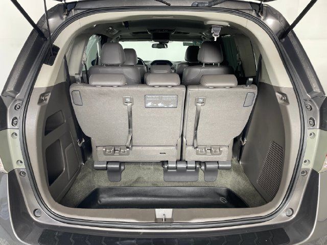 Used 2014 Honda Odyssey EX-L image 17