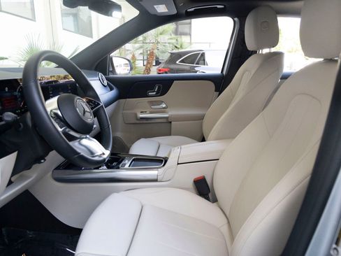 Used 2026 Mercedes-Benz GLA 250 image 14