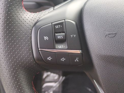 Used 2025 Ford Escape ST-Line Select AWD/4WD image 19