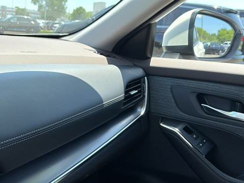Certified 2023 Nissan Rogue SV AWD/4WD image 21
