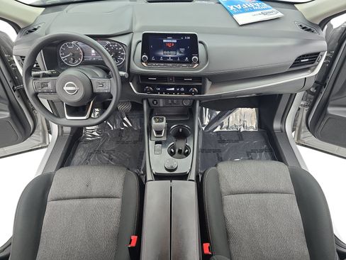 Certified 2024 Nissan Rogue SV AWD/4WD image 9