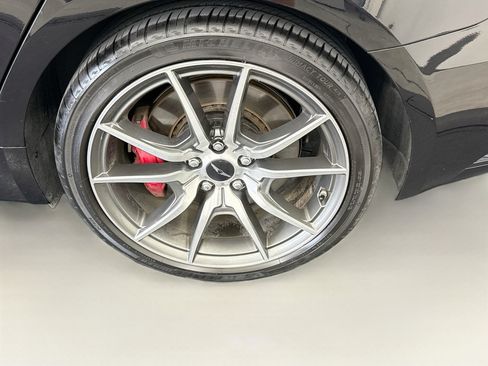 Used 2025 Genesis G70 2.5T RWD image 11