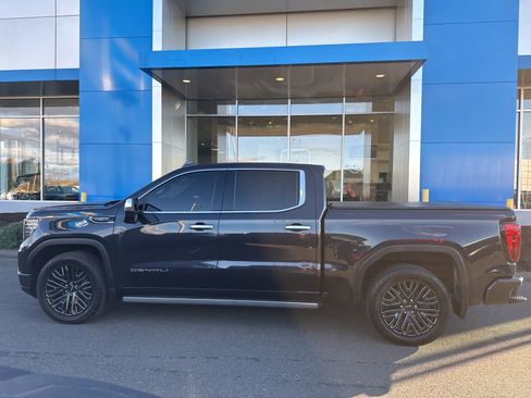 Used 2022 GMC Sierra 1500 Denali Ultimate image 10