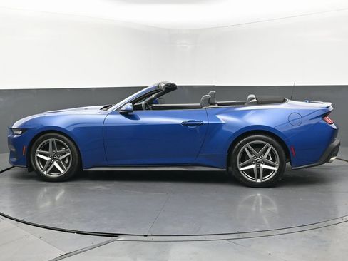 Used 2024 Ford Mustang Premium image 8