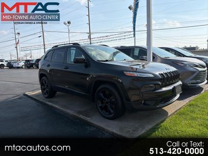Used 2016 Jeep Cherokee Latitude w/ Comfort/Convenience Group