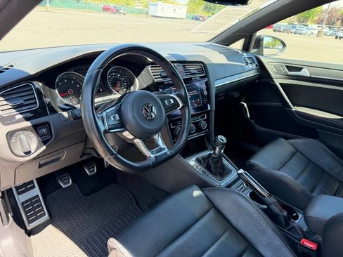 Used 2021 Volkswagen GTI SE FWD image 17