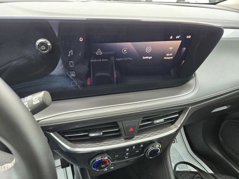Used 2025 Buick Encore GX Preferred FWD image 8