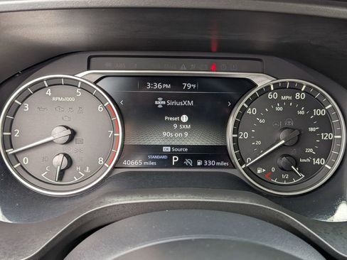 Used 2024 Nissan Rogue SV image 16