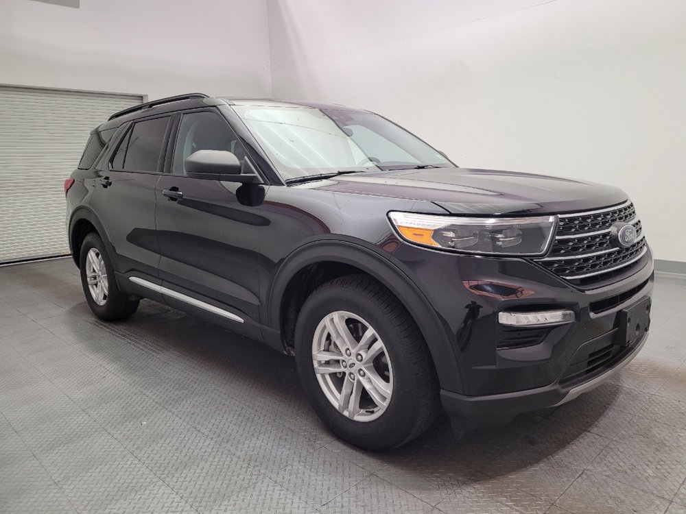 Used 2024 Ford Explorer XLT w/ Equipment Group 202A AWD/4WD image 13