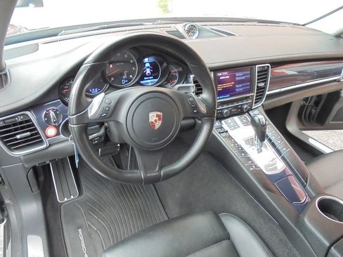 Used 2015 Porsche Panamera 4 AWD/4WD image 8