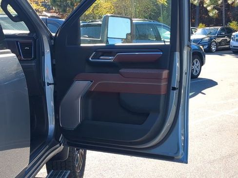 New 2026 GMC Sierra 2500 Denali Ultimate image 43