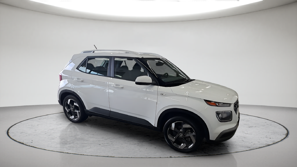 Used 2026 Hyundai Venue SEL FWD image 10