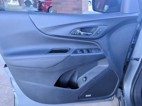 Used 2024 Chevrolet Equinox RS w/ RS Leather Package AWD/4WD image 12