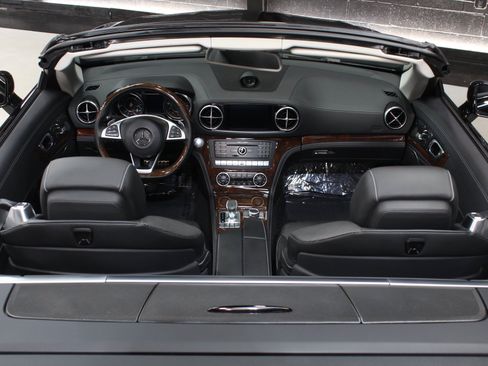 Used 2019 Mercedes-Benz SL 450 w/ Premium Package image 37
