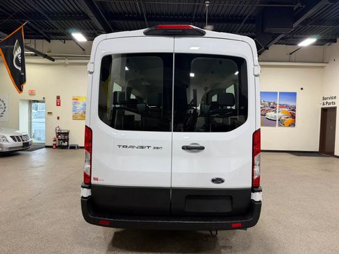 Used 2022 Ford Transit 350 XLT RWD image 10