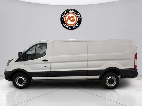 Used 2024 Ford Transit 150 Low Roof RWD image 5