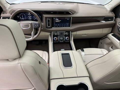 Certified 2024 GMC Yukon Denali AWD/4WD image 4