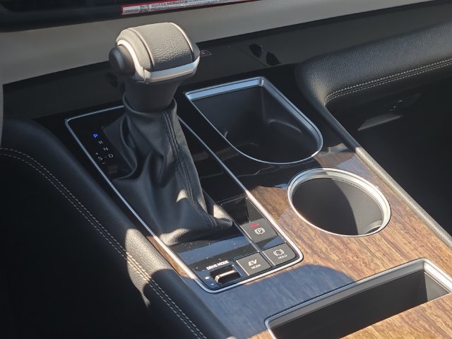 Certified 2026 Toyota Sienna Limited FWD image 23